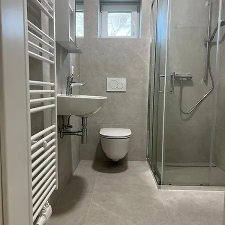 Juric פוסושיה